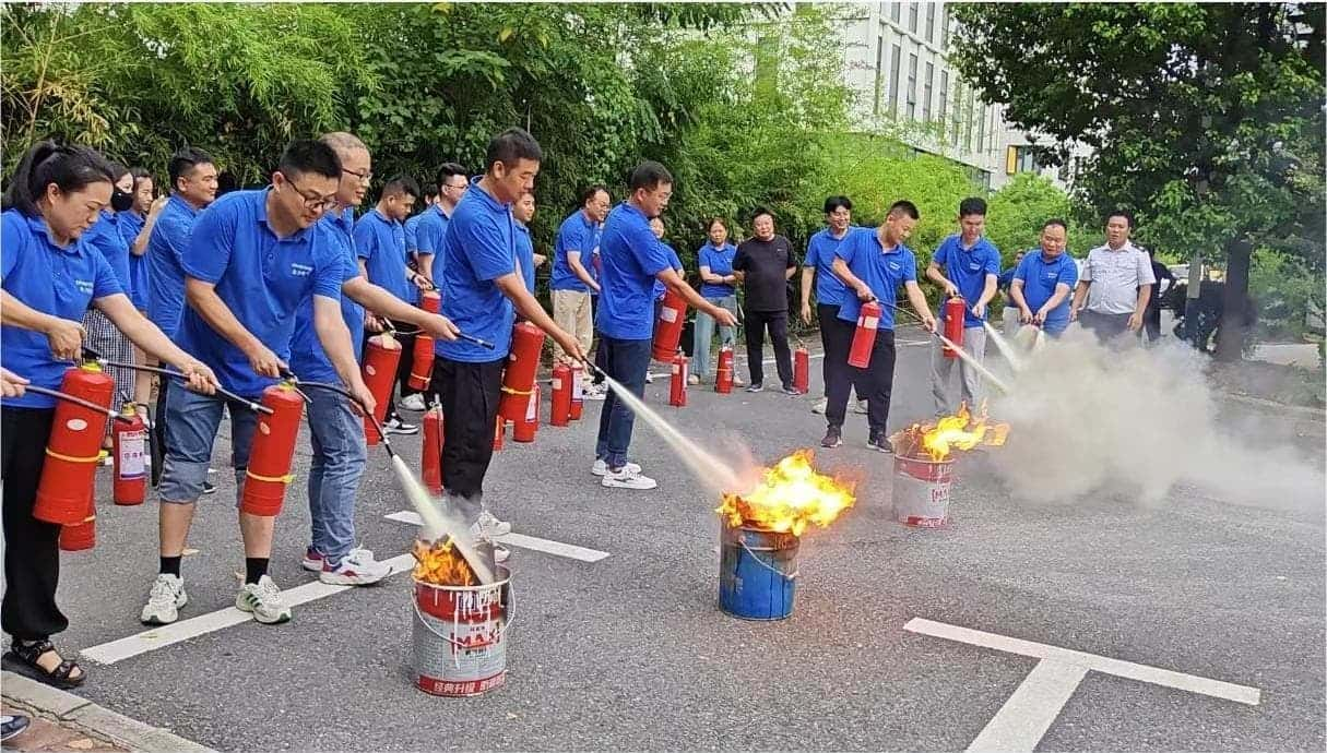 Producción de seguridad, simulacro de combate real.