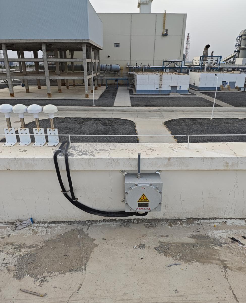 Sistema inteligente de protección contra rayos de Anhui Jinli implementado en la subestación de 110kV de una planta química de Xinjiang